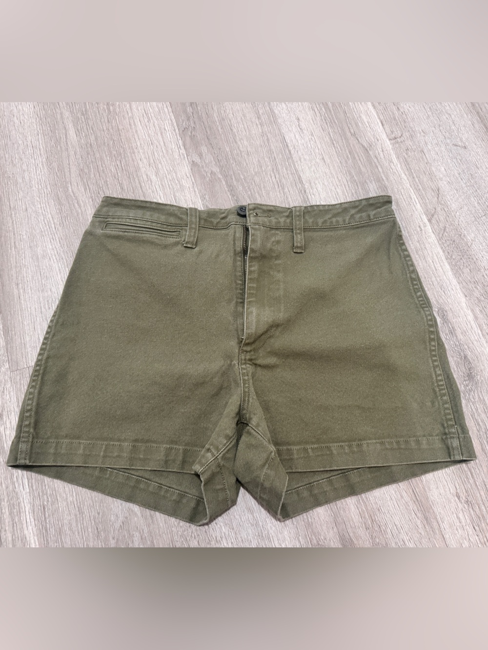 Madewell Green High-Rise Shorts
